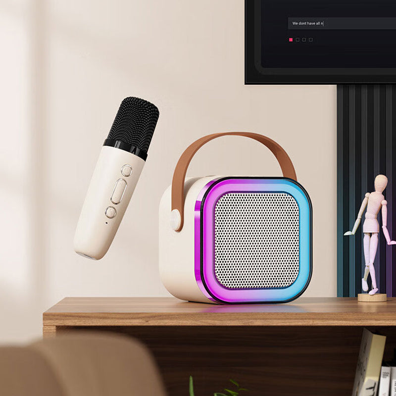 Mini-karaokemaskine med to trådløse mikrofoner