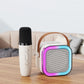 Mini-karaokemaskine med to trådløse mikrofoner