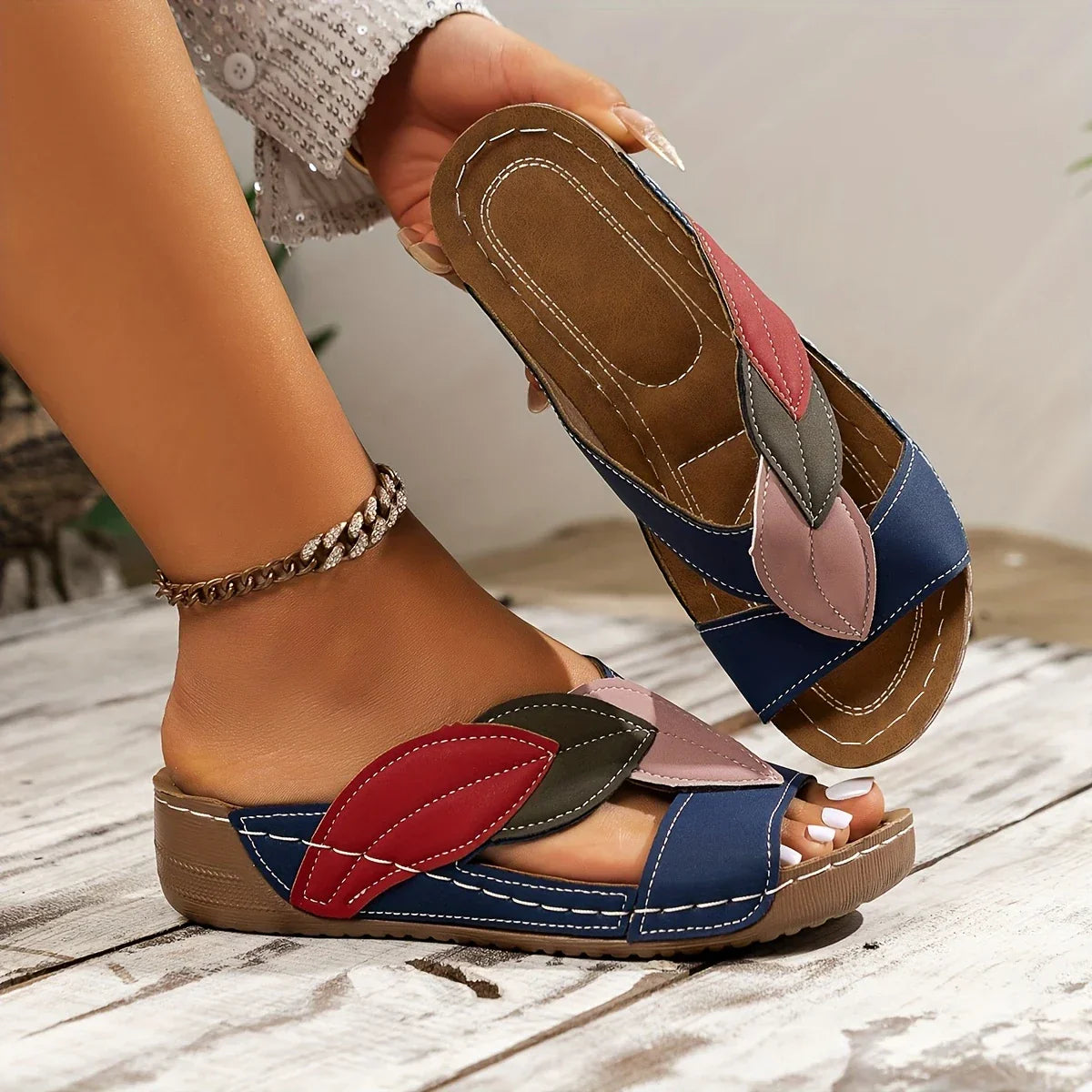 Slip-on sandaler