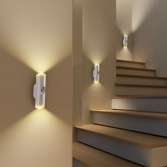 Trådløs LED-natlampe med bevægelsessensor, 7 farver og USB-opladning